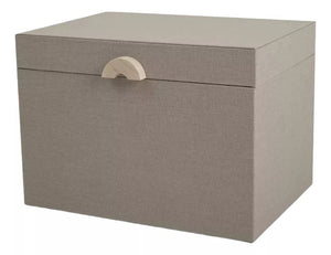 Caixa em MDF com revestimento em linho