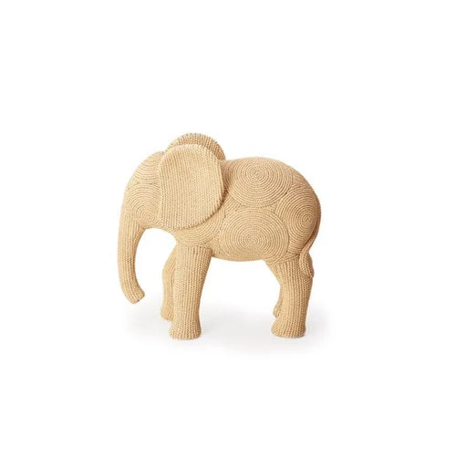 Escultura em polirresina.  23,5cm alt X10cm alt X24cm