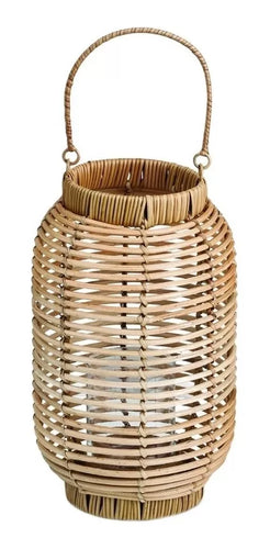 Lanterna em rattan com copo em vidro